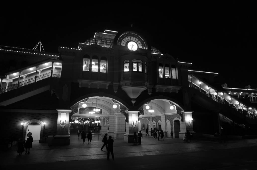 夜の駅