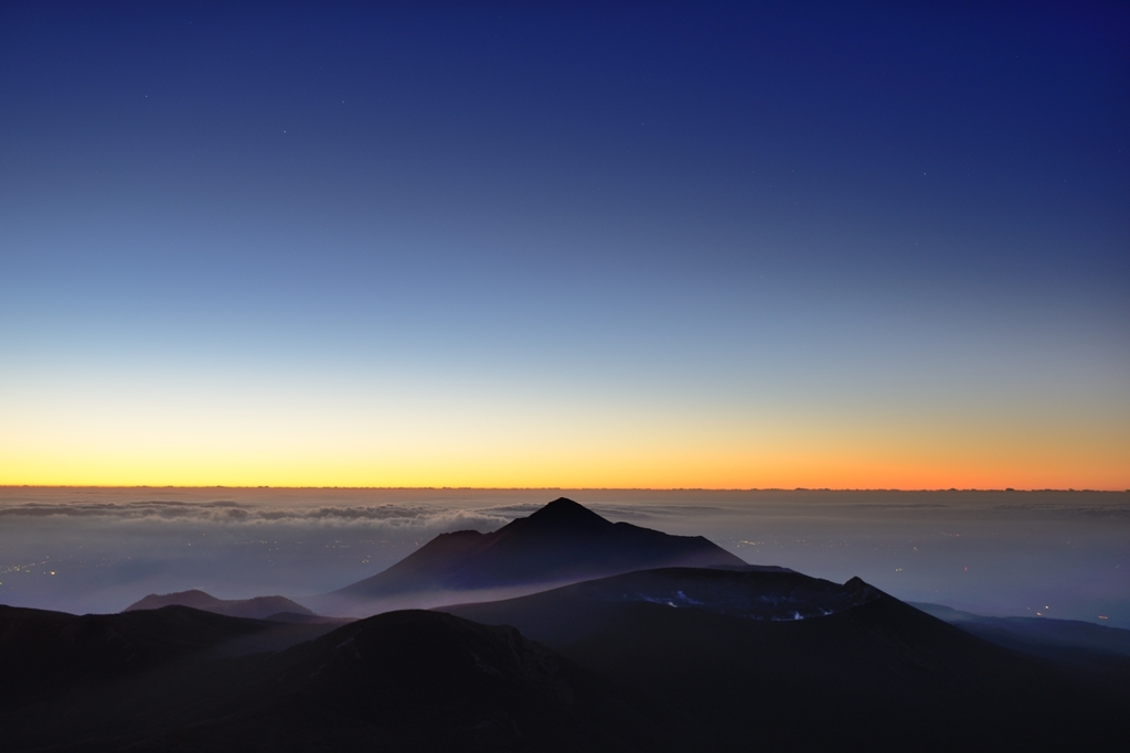 霧島の夜明け