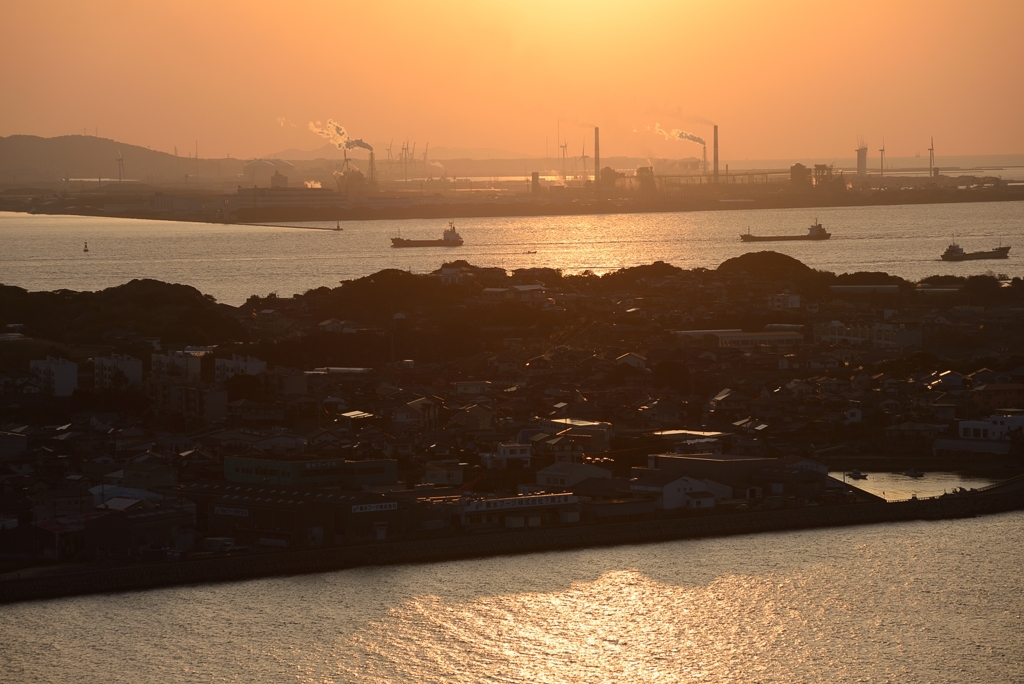 海峡の夕陽