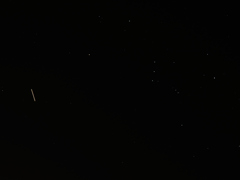 オリオン座と流れ星