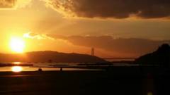 夕暮れのカップル