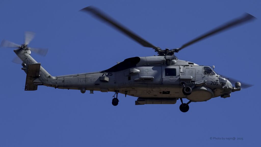 Sikorsky S-70_9411