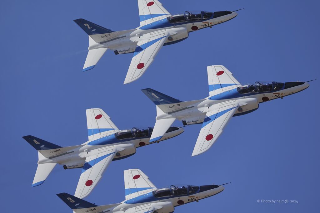 T-4_Blue_1147