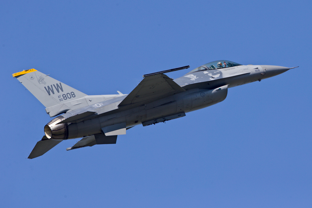 F-16_Primo_8953