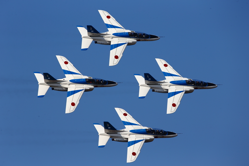 T-4_BL_8512