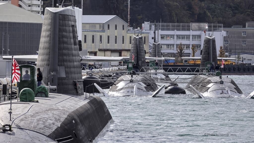 Submarine_4696