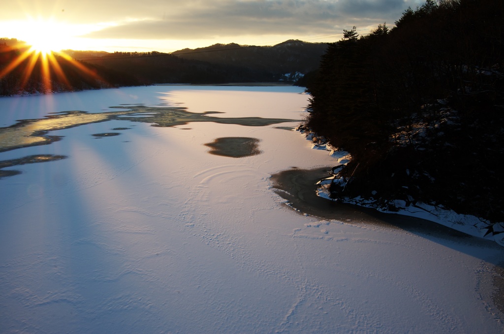 田瀬湖