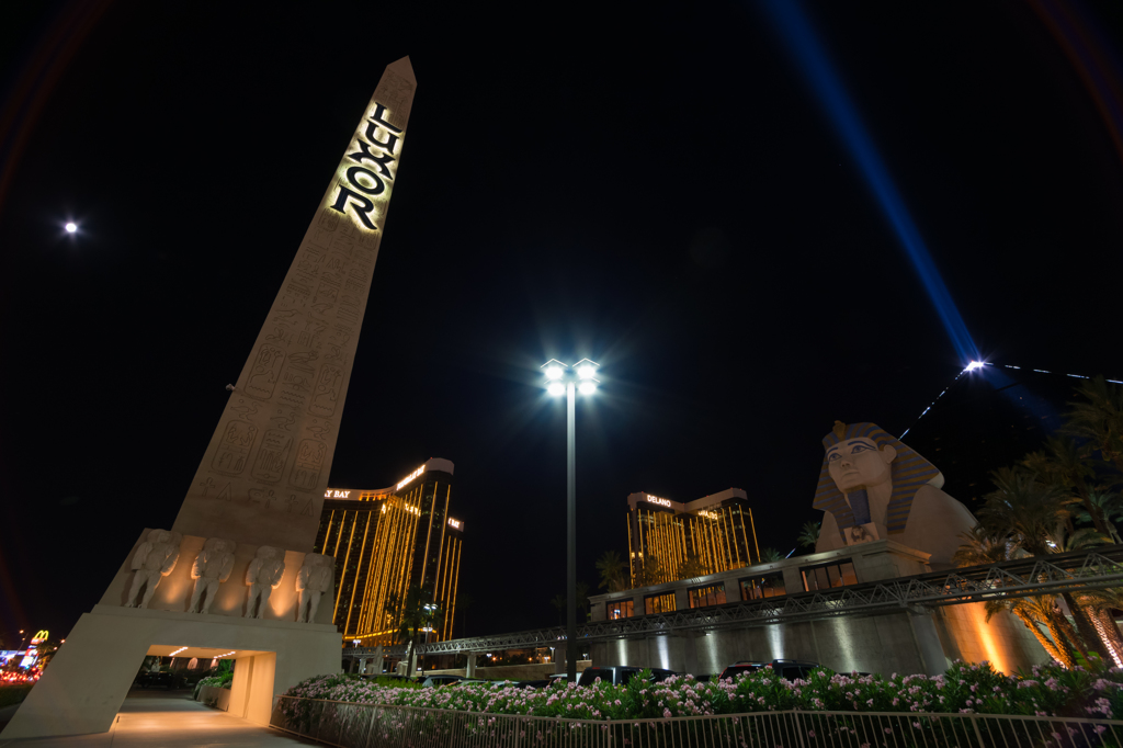 LUXOR