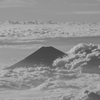 飛行機から見えた富士山？