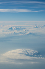 飛行機から見えた富士山？