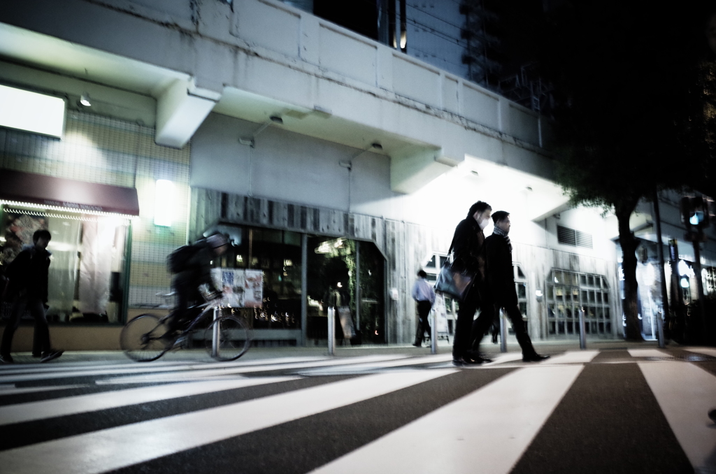 横断歩道と自転車