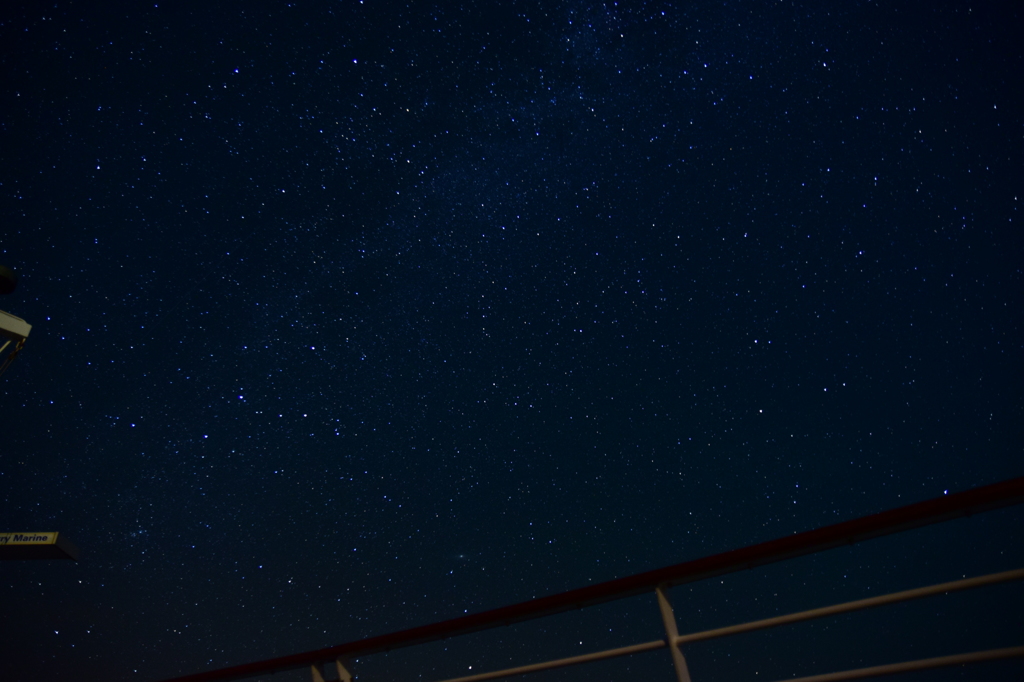 地中海上の星空