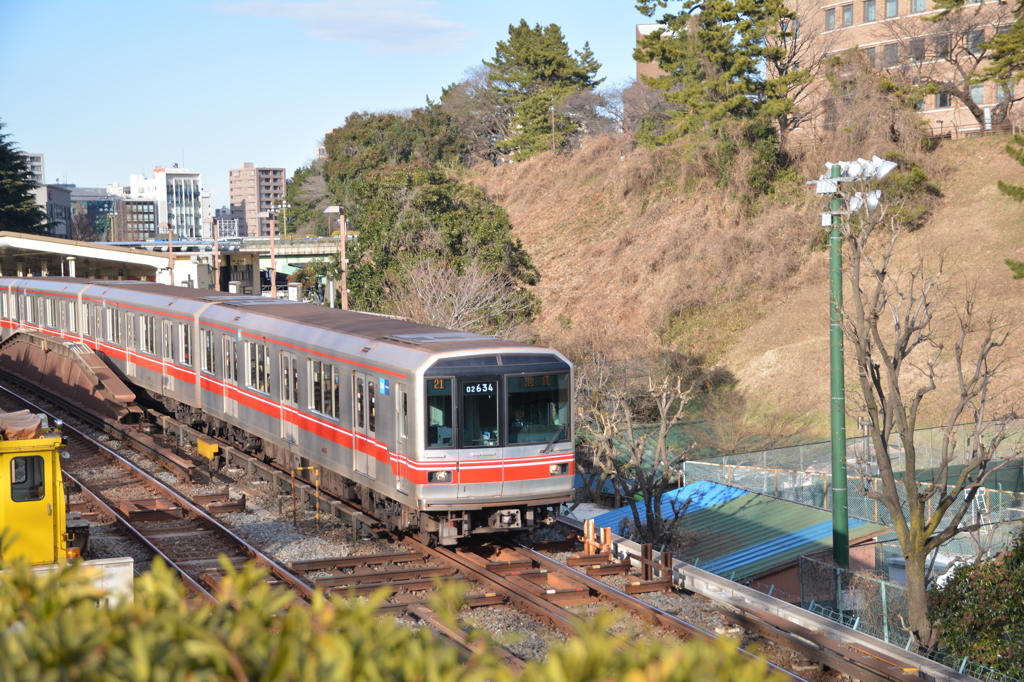 Marunouti Line