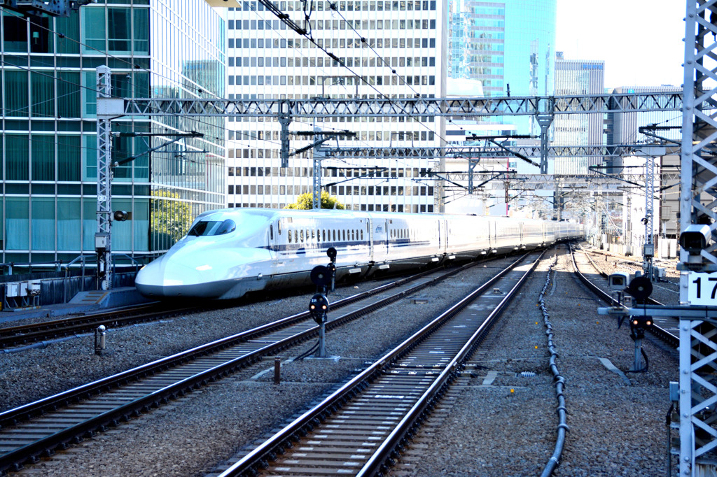 「東京駅19番線」に・・・。