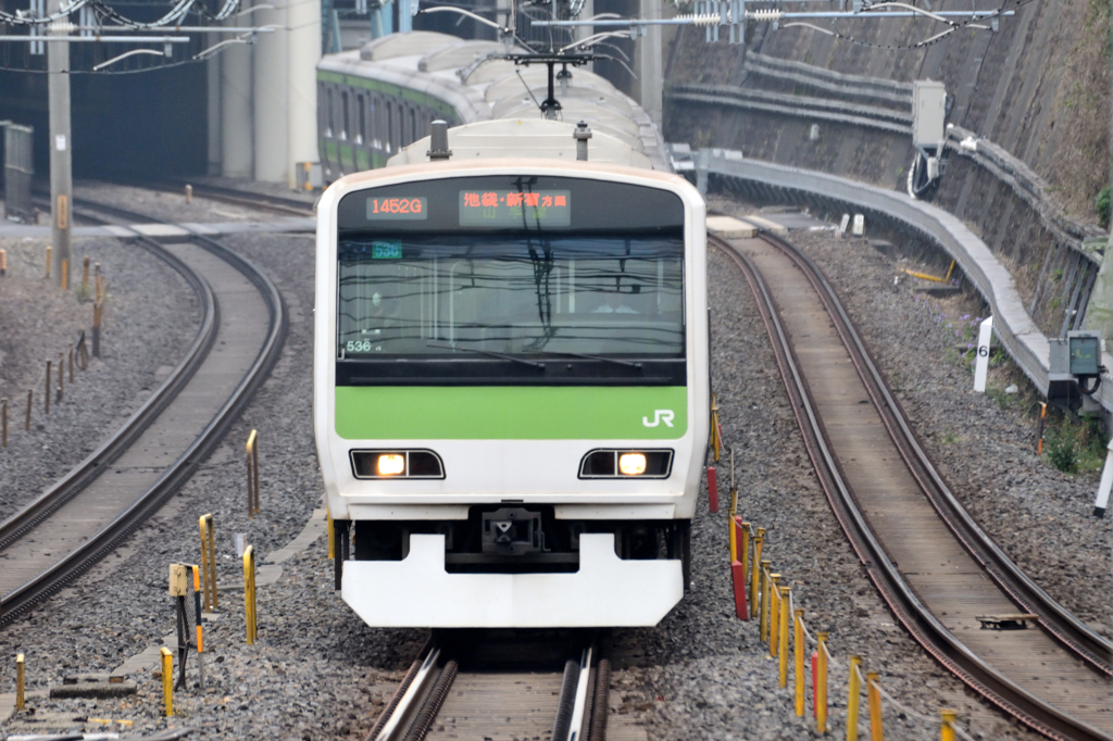 500mの駅間。