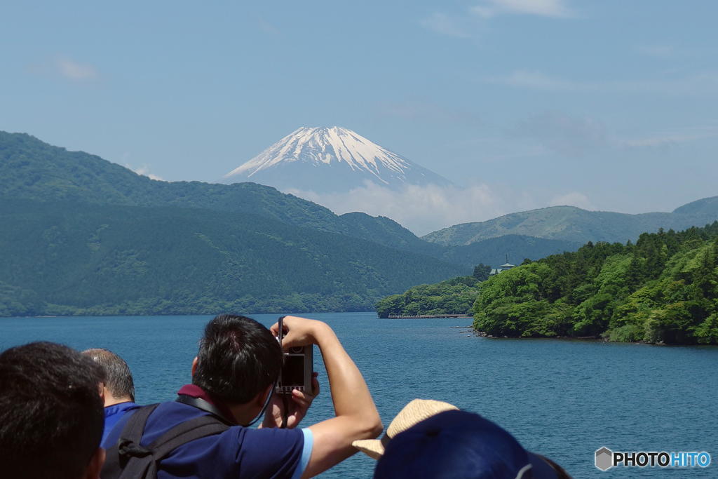 アレガ富士山ダ～ッ !?
