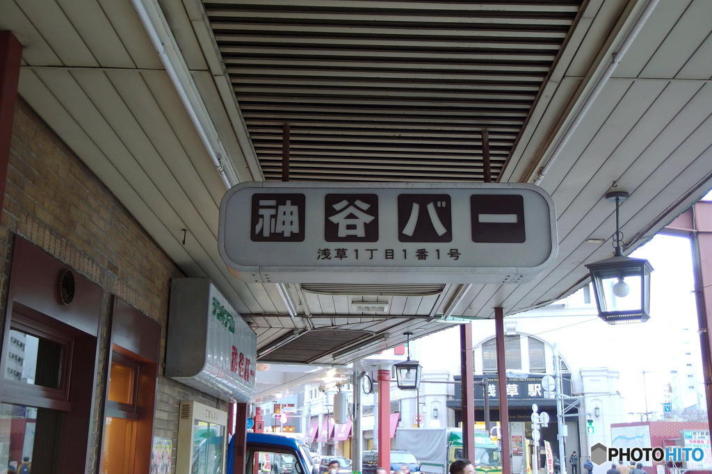 朝の浅草　その３