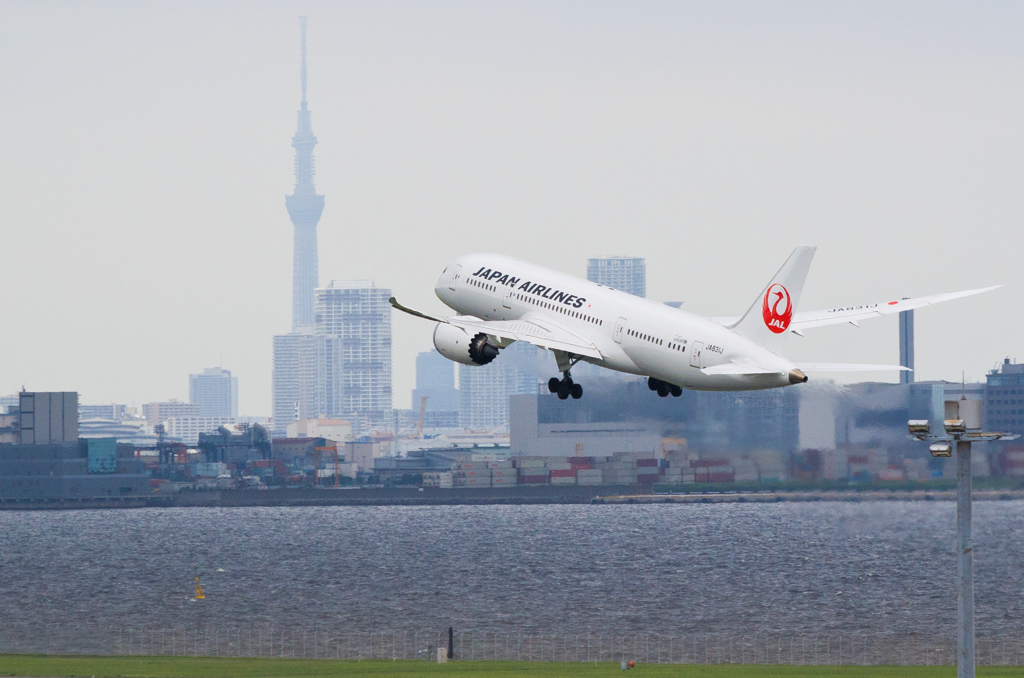 羽田空港第二ターミナル　出発