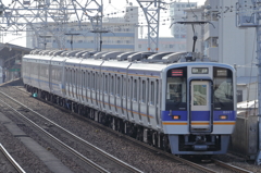 今宮戎駅で