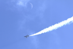 お月様とBlue Impulse
