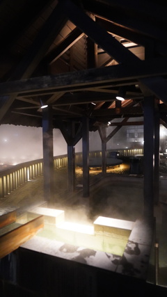 深夜の足湯