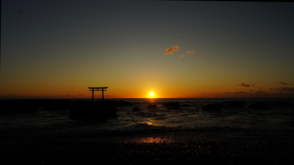 磯前神社　夜明け