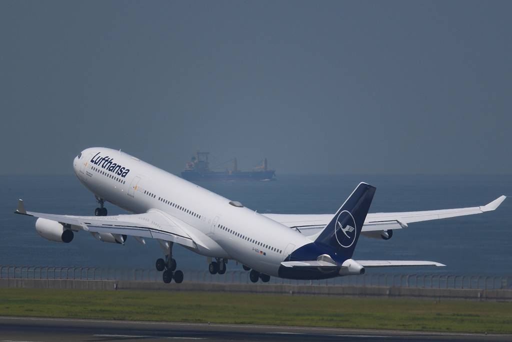 ルフトハンザ航空　新色