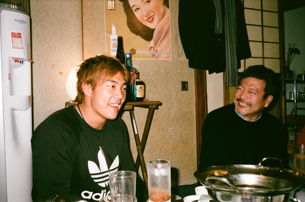 居酒屋で