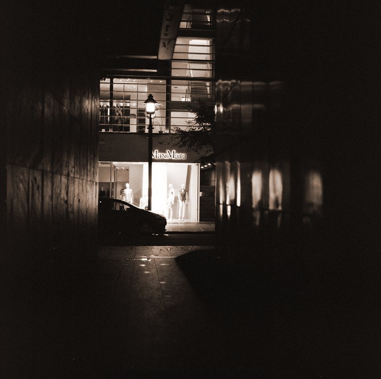 銀座路地裏