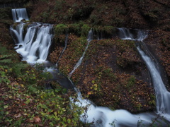 白糸の滝の近く