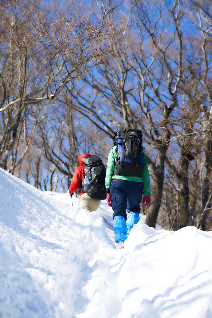 雪山トレッキング