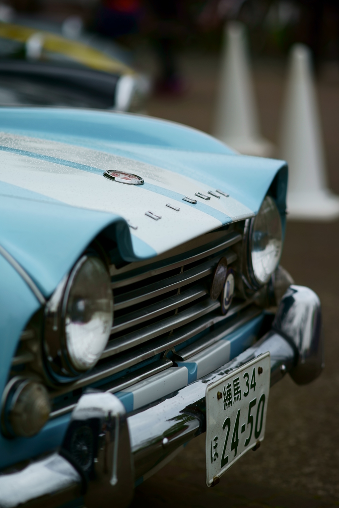 triumph TR-4