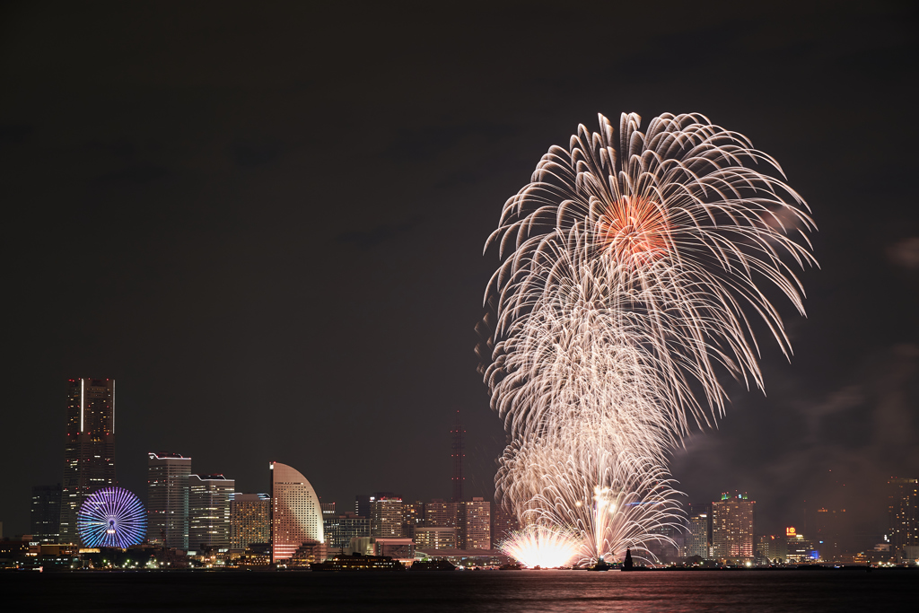 花火 横浜開港祭