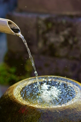 箱根湯元の水オブジェ2