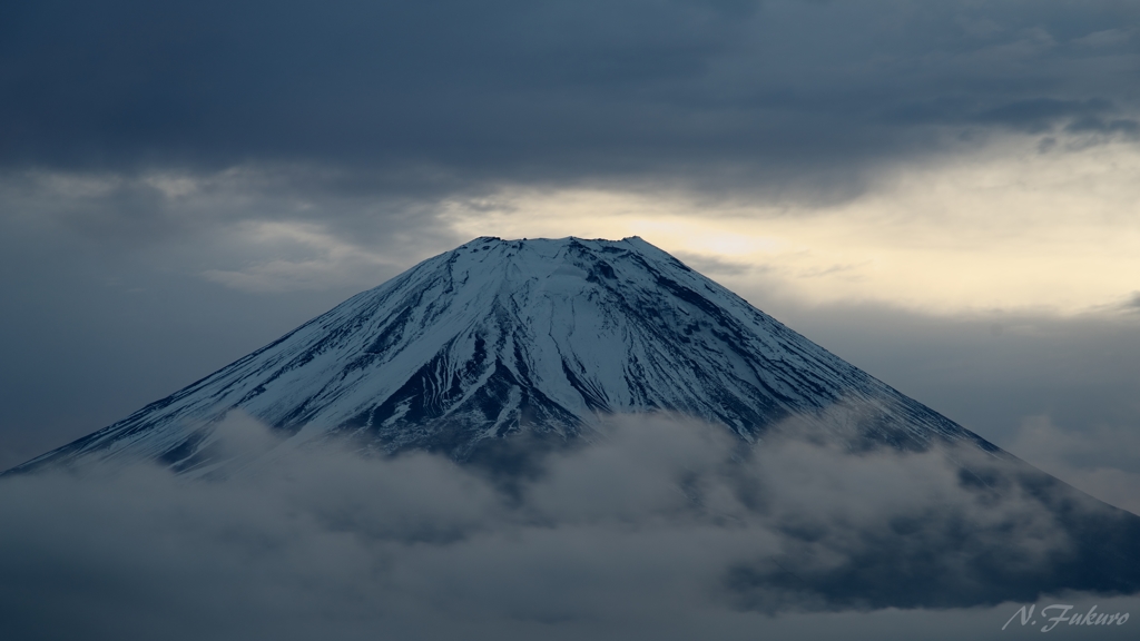 雲に包まれて