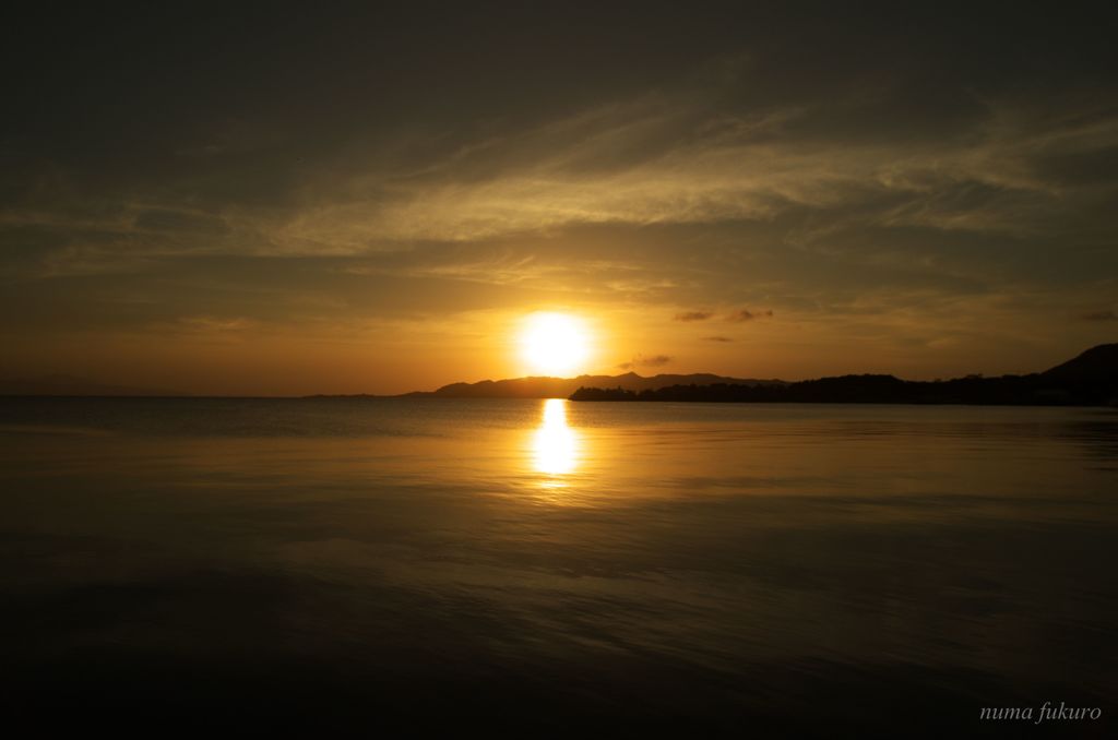 名蔵の夕日