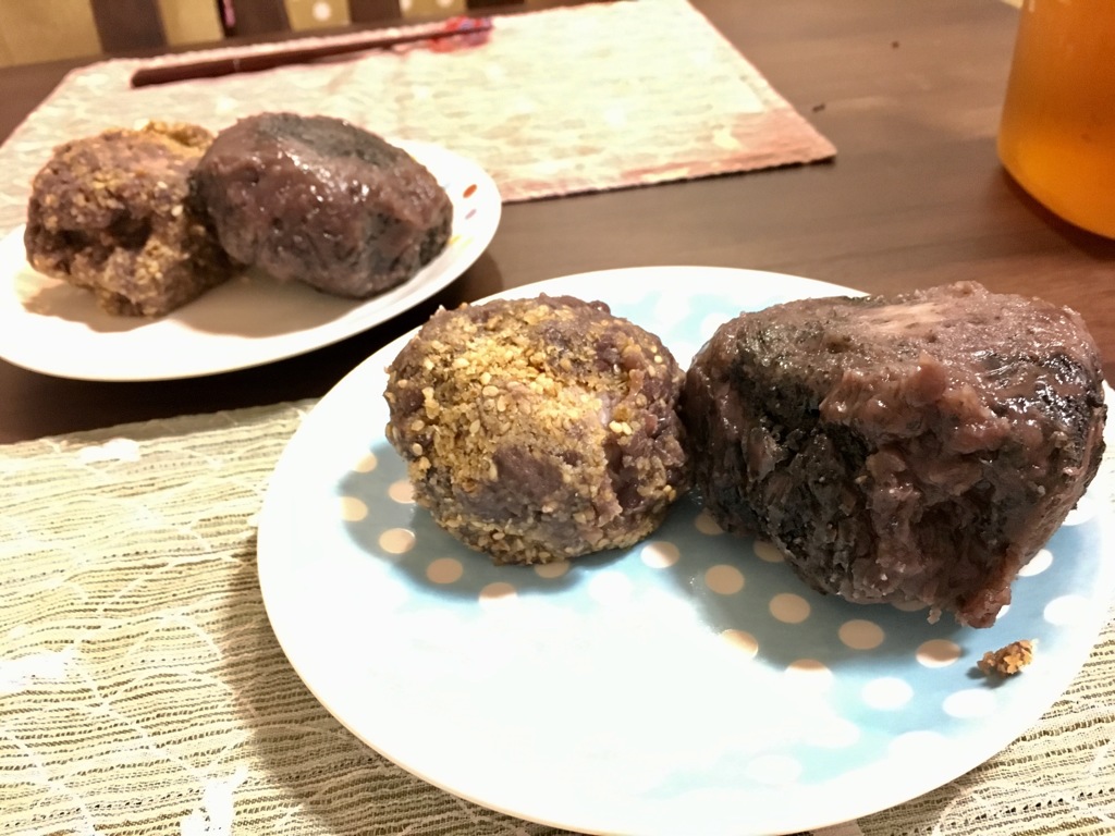 白ごまと黒ごまおはぎ