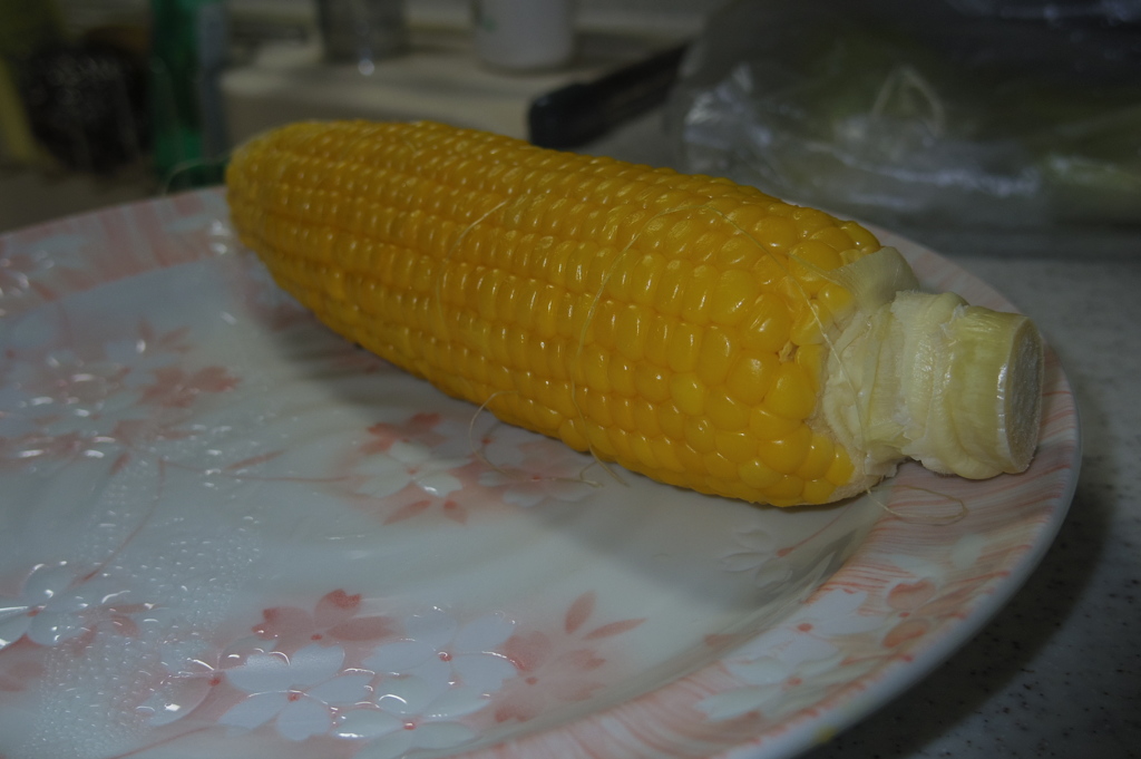 ゆでもろこし