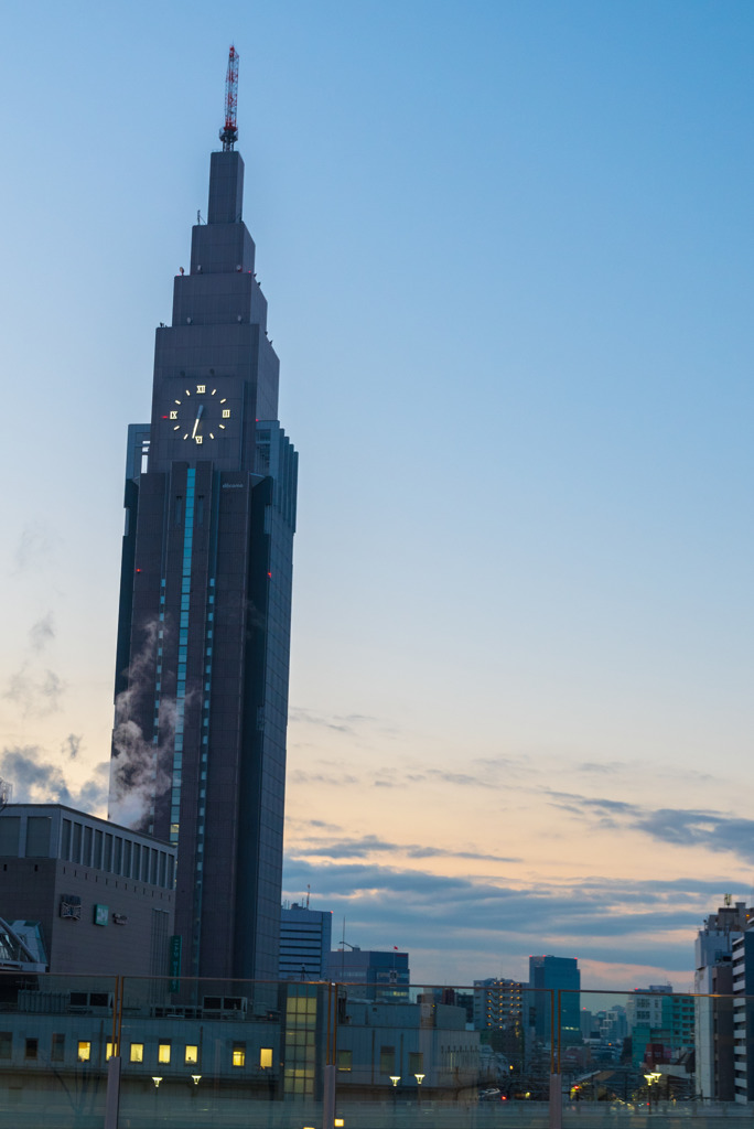 朝の新宿