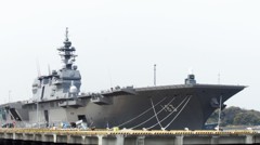 護衛艦「いずも」