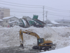 雪捨て場２