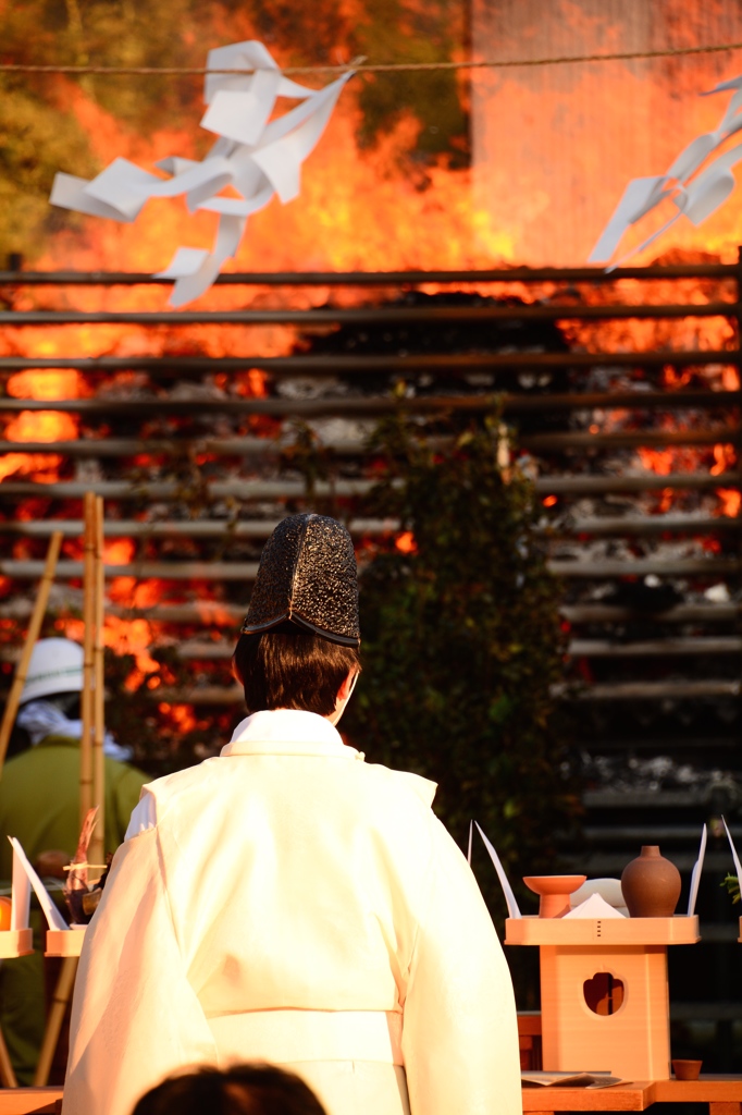 神事とんど