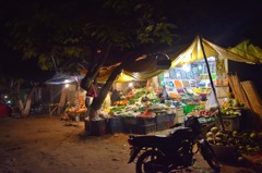 fruits shop at night in Delhi