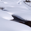 雪と川