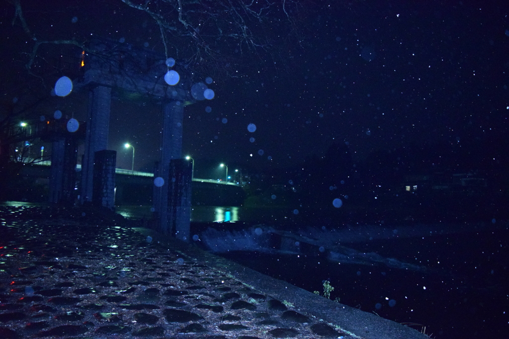 耶馬渓の雪降る夜