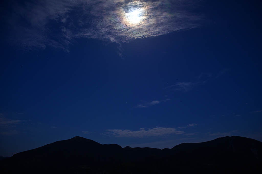 月光のくじゅう連山