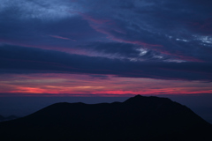 くじゅう連山の夜明け