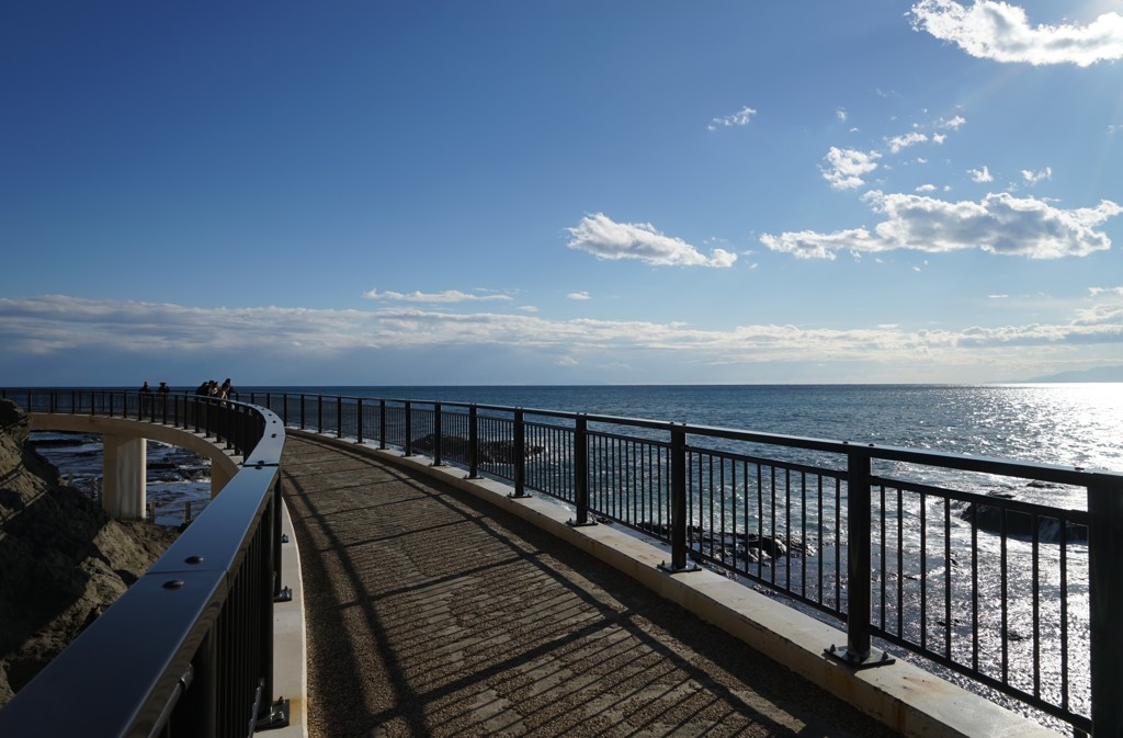 空と海の間へ