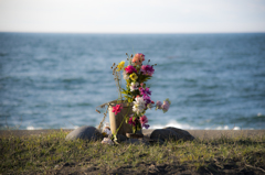海沿いの花束