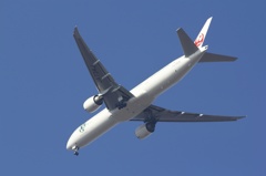 青い空へ③　ﾎﾞｰｲﾝｸﾞ777